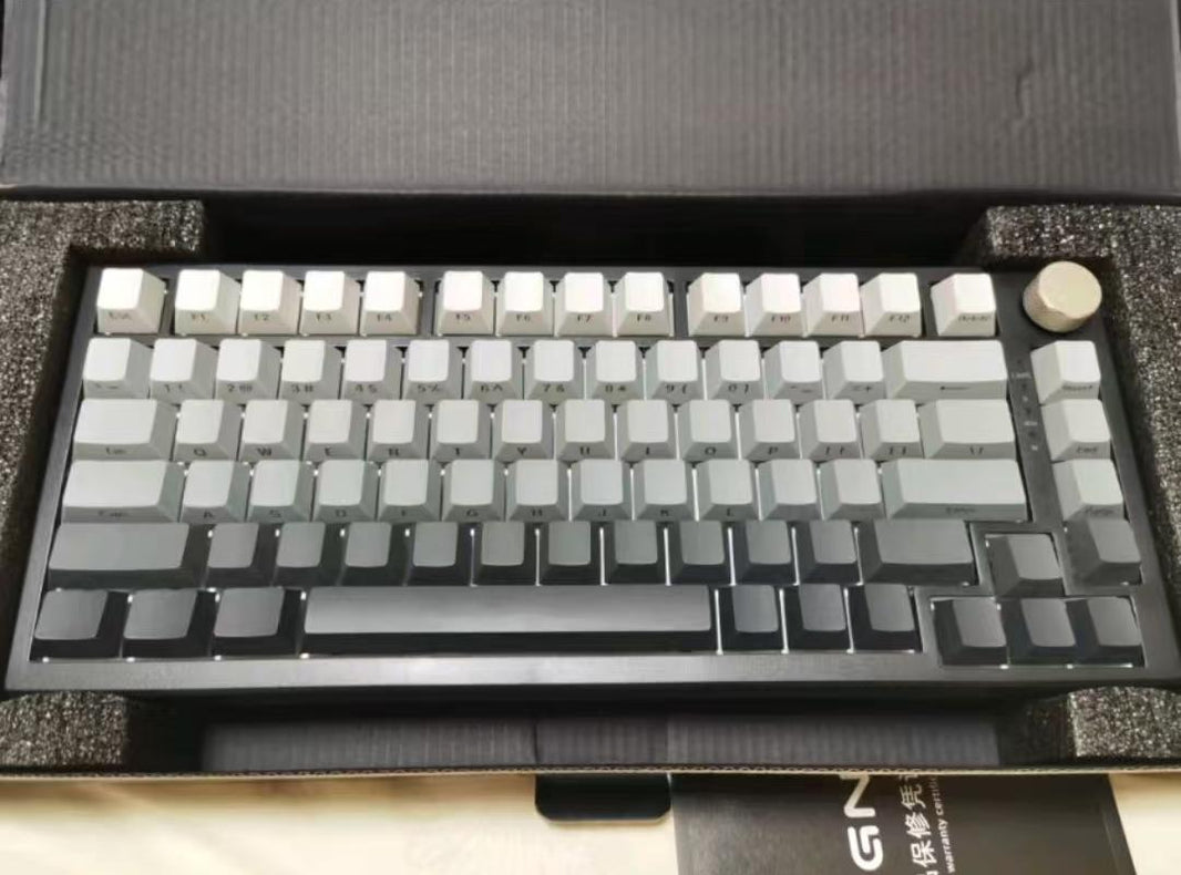 VGN｜ゲーミング用メカニカルキーボード、プロ仕様ゲーミングマウス